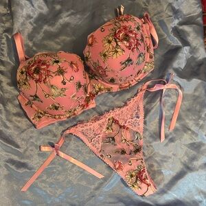 Victoria's Secret Pink Floral Lace Bra Set